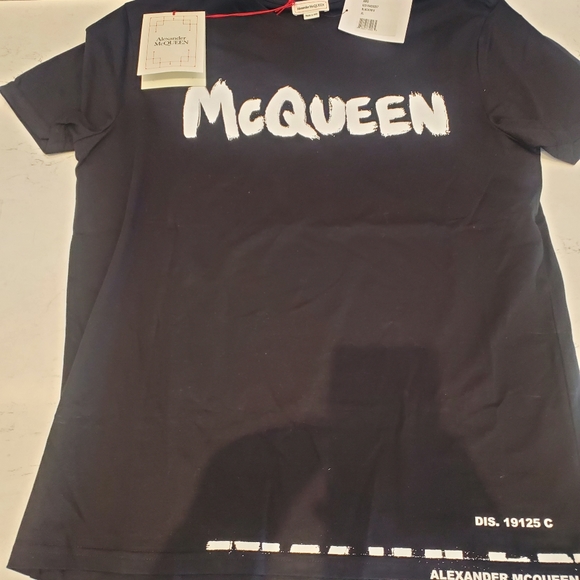 Alexander McQueen T-Shirt 100% Authentic - Picture 2 of 9